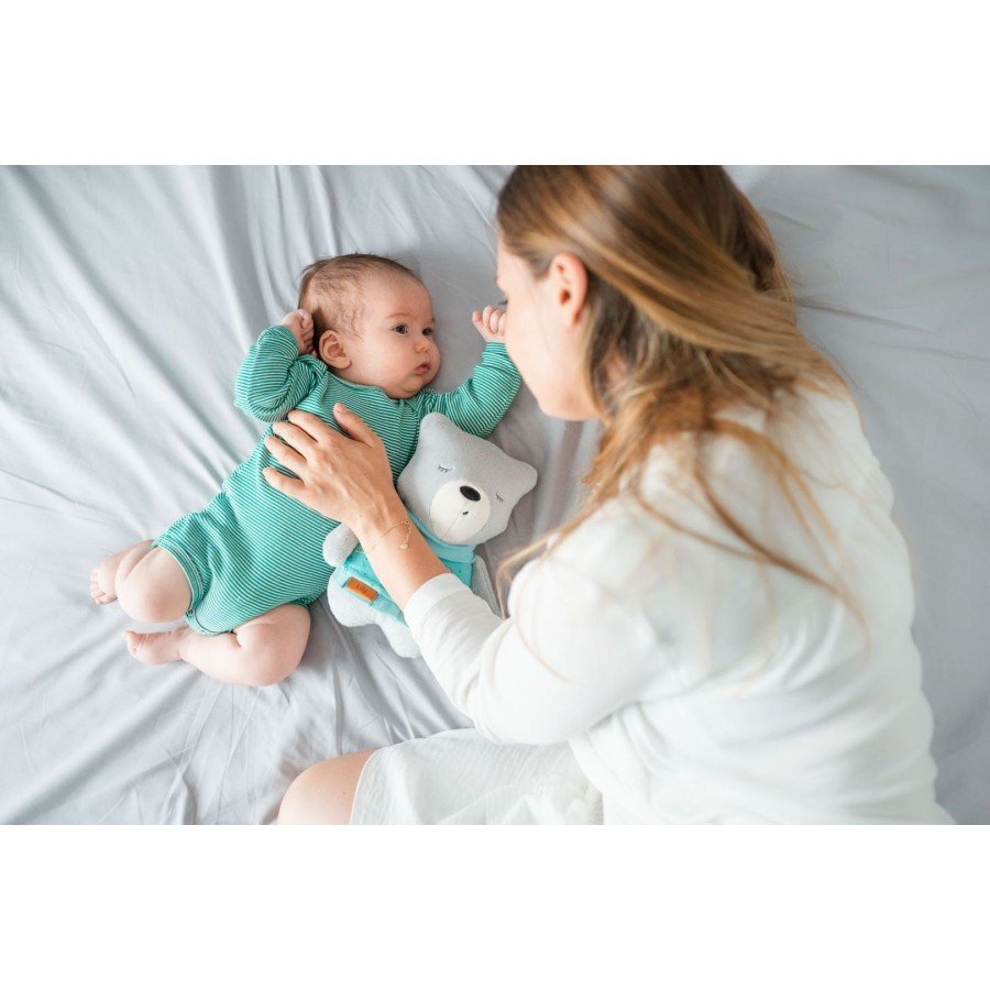 Szumiś Lena z aplikacją - Esy Floresy 