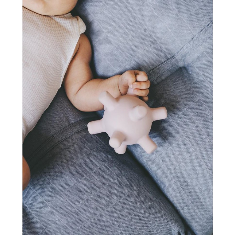 Filibabba - Gryzak sensoryczny Piłka Powder Blue - Esy Floresy 