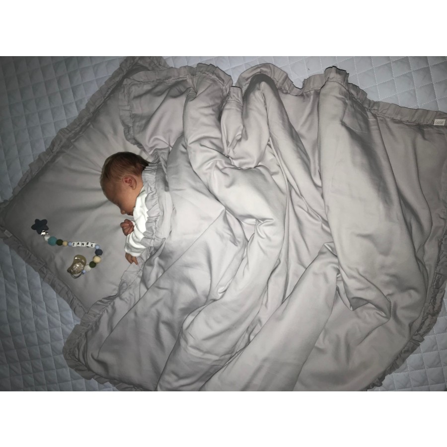 Bon Bon Kids - Pościel szara z falbanką - Esy Floresy 